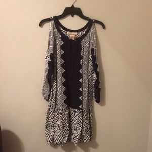 FLYING TOMATO - Cold Shoulder Boho Dress